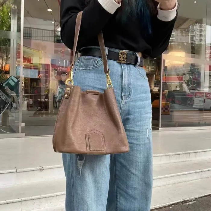 Handmade Vegetable-Tanned Leather Shoulder & Crossbody Bag – Elegant, Versatile & Durable | SYMONHO