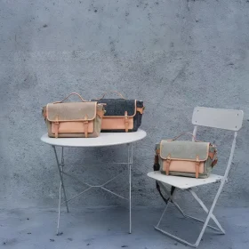 Handcrafted Canvas & Full-Grain Leather Messenger Bag – Travel-Ready & Stylish