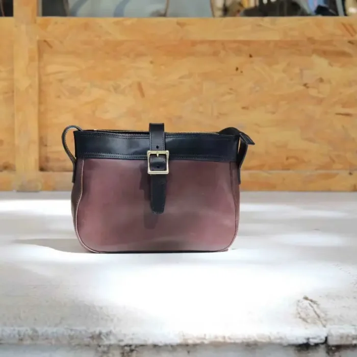 Artisanal Leather Crossbody Bag in Morandi Gray – Minimalist and Elegant