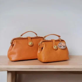 Handcrafted Vegetable-Tanned Leather Doctor Bag – Classic Vintage Elegance | SYMONHO