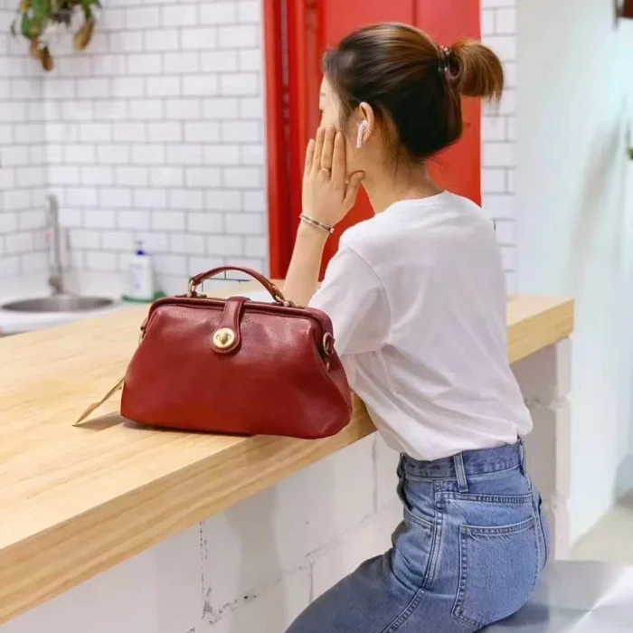 Handcrafted vegetable-tanned leather doctor bag in Dark Brown