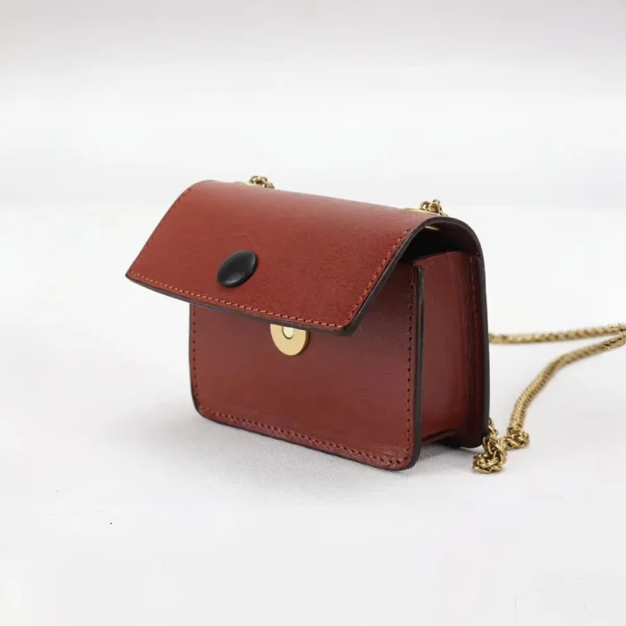 Vegetable-Tanned Mini Crossbody Pouch | Queen's Exclusive Lip Bag | High-Value Accessory